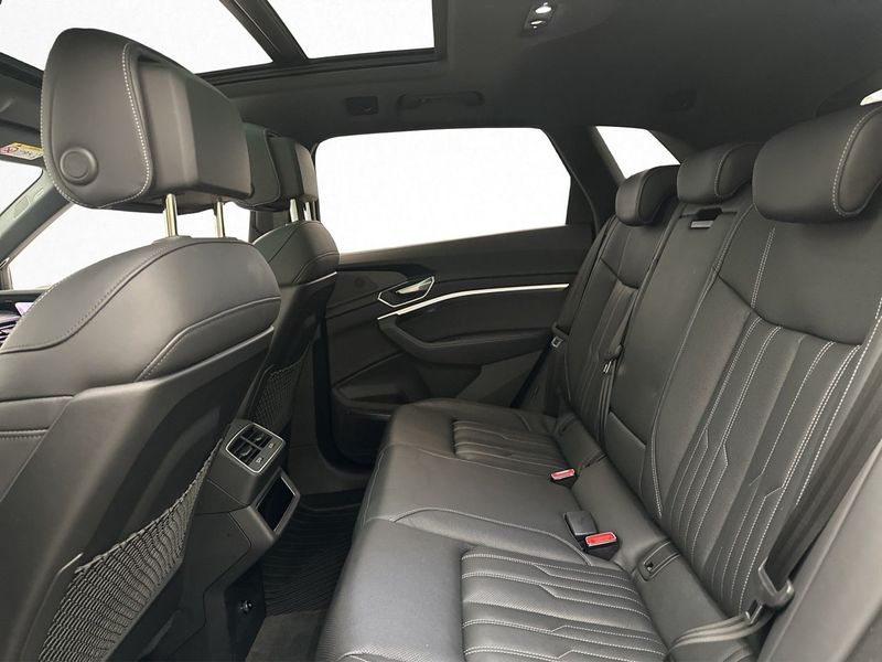 Audi Q8 e-tron bild 14