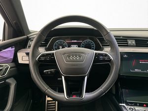 Audi Q8 e-tron bild 16