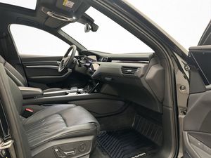 Audi Q8 e-tron bild 13