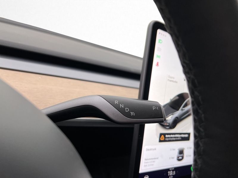 Tesla Model 3 bild 14