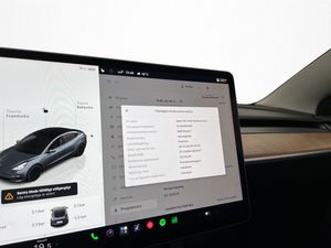 Tesla Model 3 bild 23
