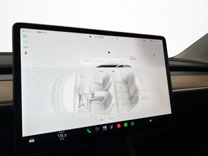 Tesla Model 3 bild 18