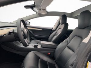 Tesla Model 3 bild 10