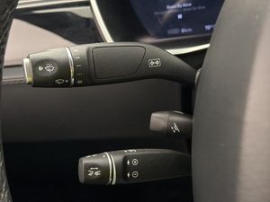 Tesla Model S bild 14