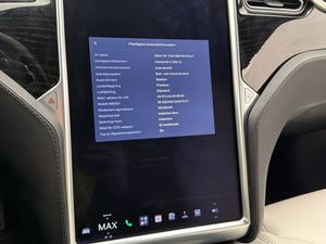 Tesla Model S bild 24