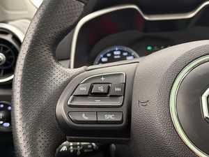 MG ZS EV bild 15