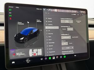 Tesla Model 3 bild 21