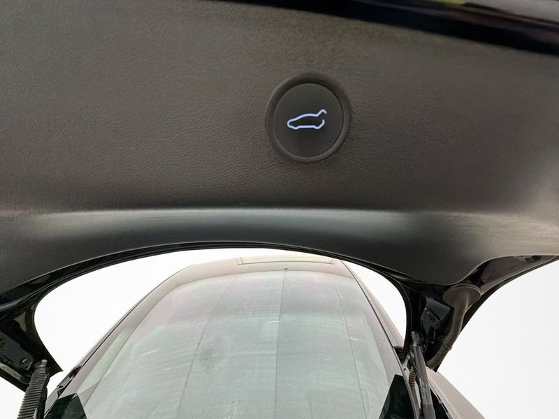 Tesla Model 3 bild 29