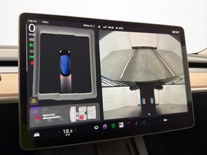Tesla Model 3 bild 17
