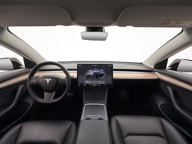 Tesla Model 3 bild 24