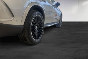 Mercedes GLC300 bild 5