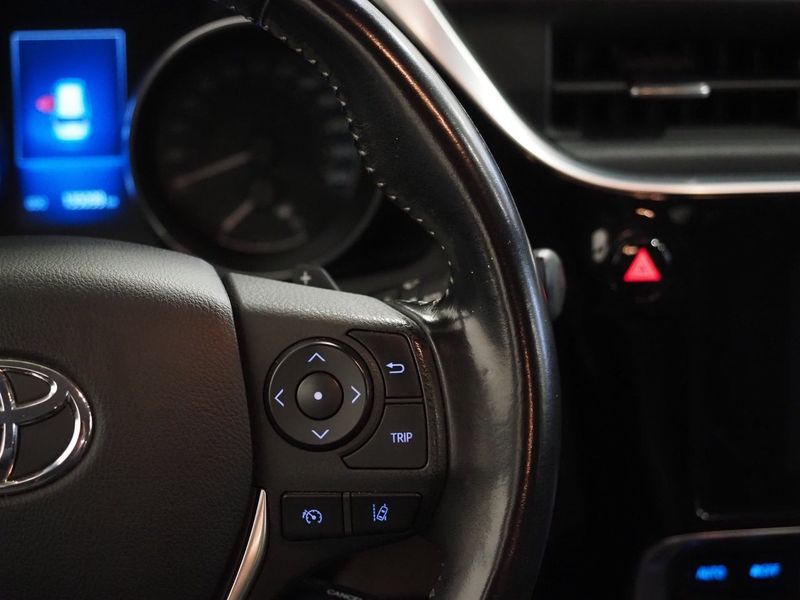 Toyota Auris bild 24