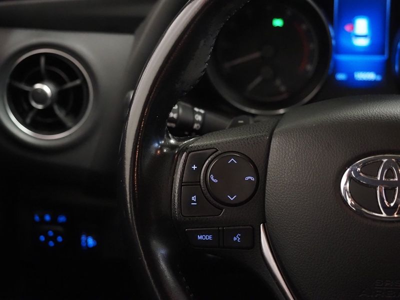 Toyota Auris bild 23