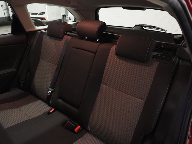 Toyota Auris bild 18
