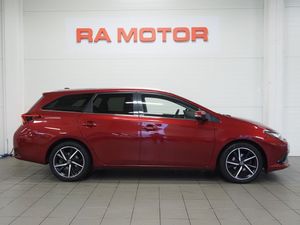 Toyota Auris bild 5
