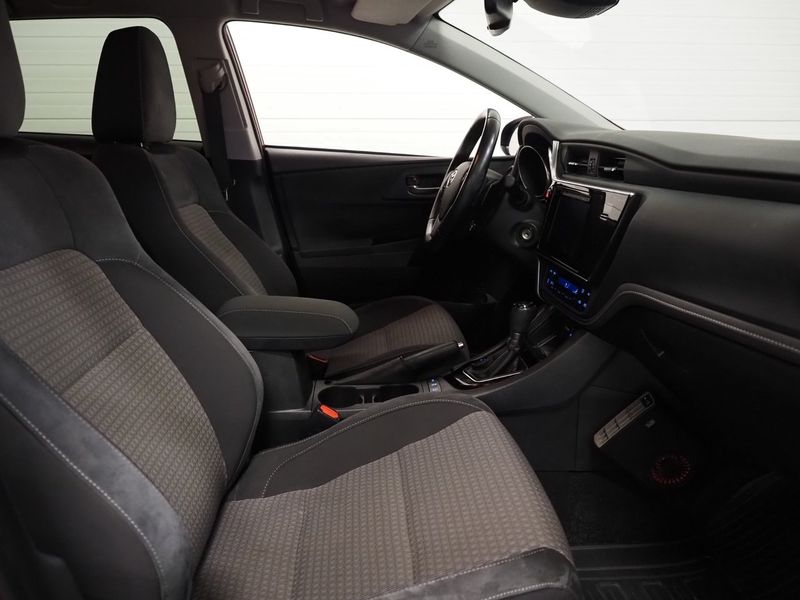 Toyota Auris bild 12