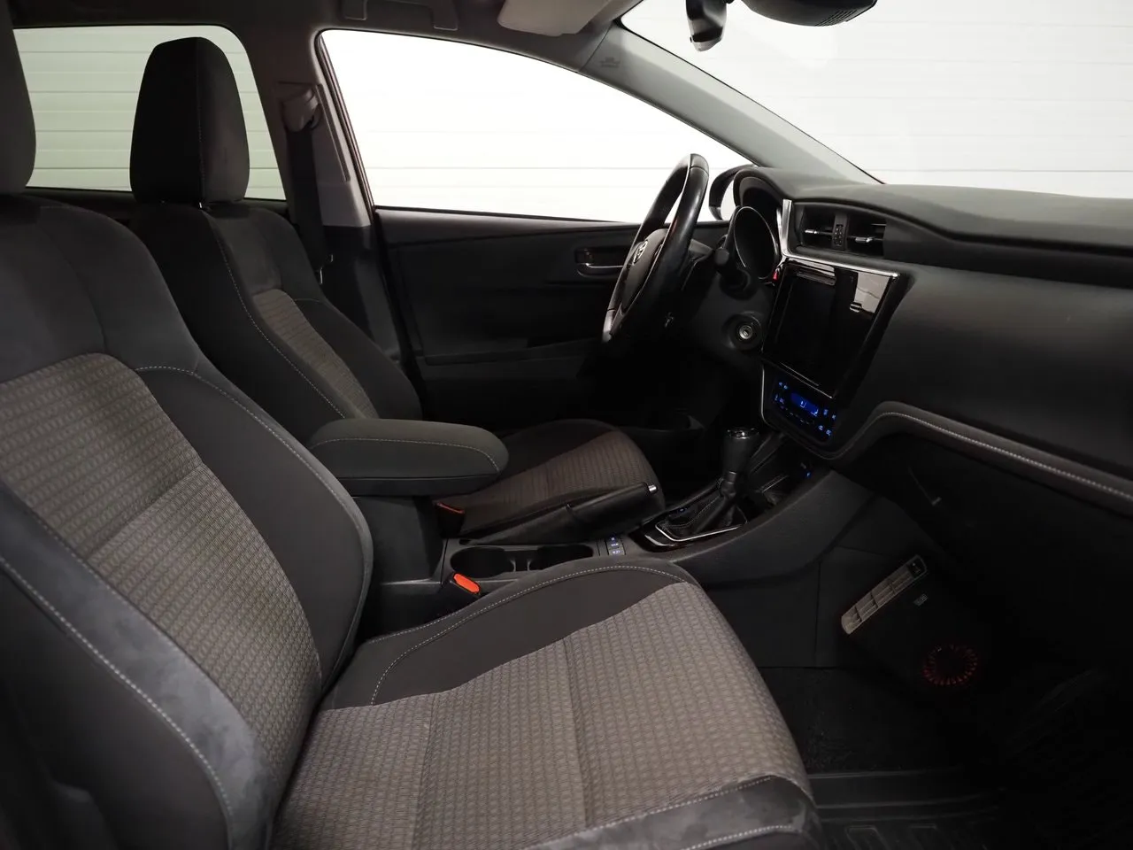 Toyota Auris bild 12