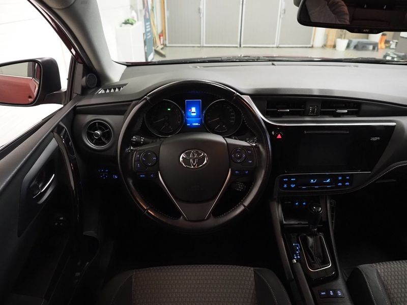 Toyota Auris bild 15