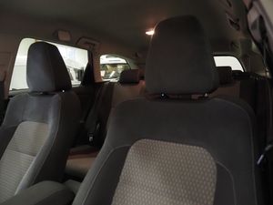 Toyota Auris bild 17