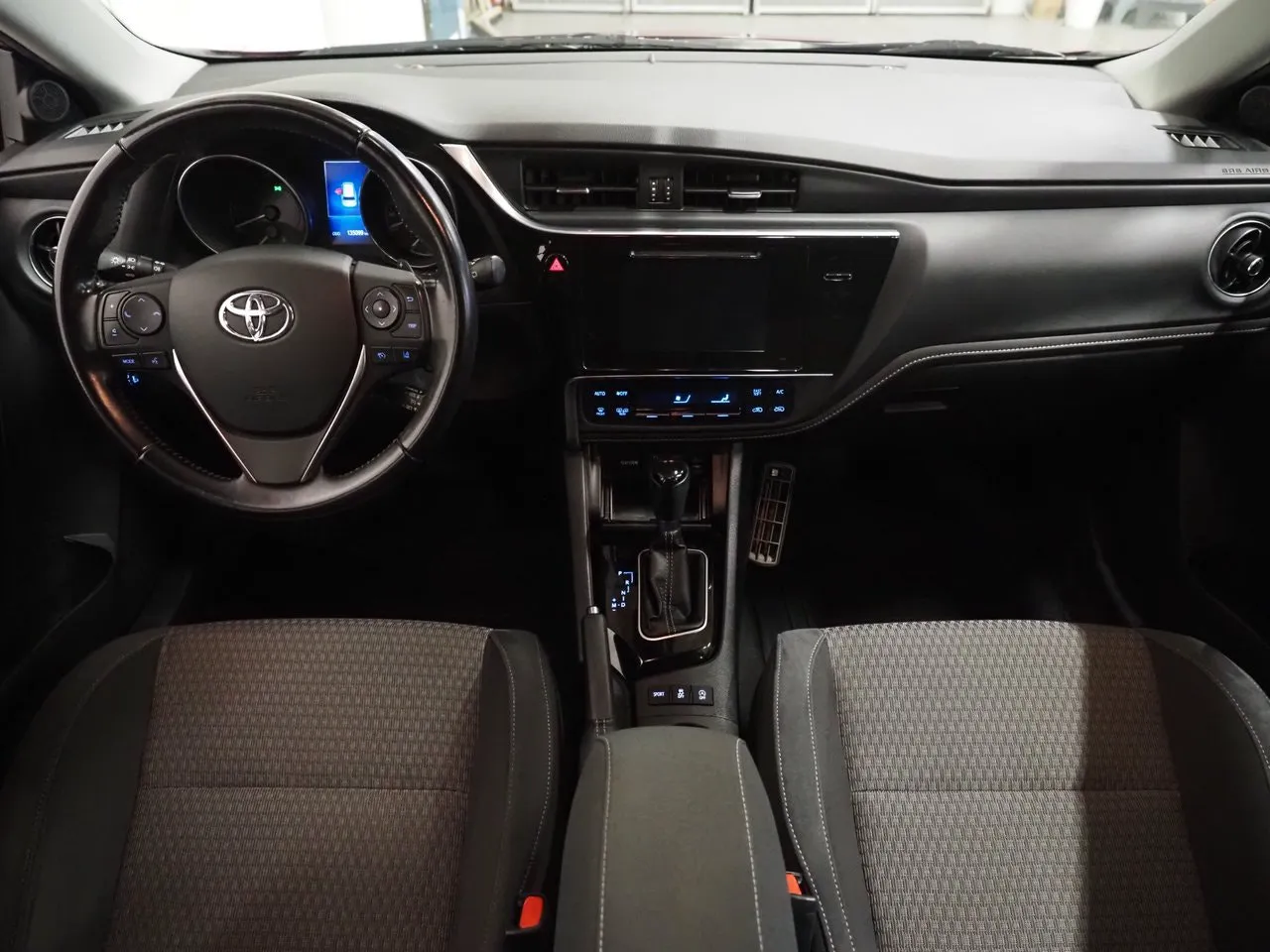 Toyota Auris bild 14