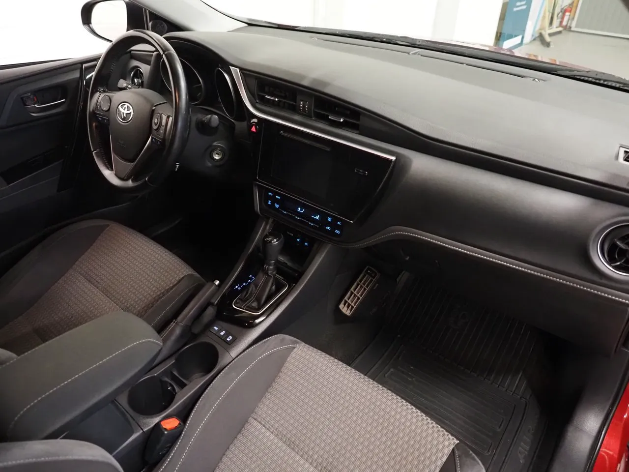 Toyota Auris bild 11