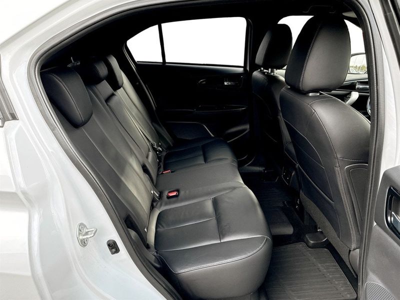 Mitsubishi Eclipse Cross bild 11