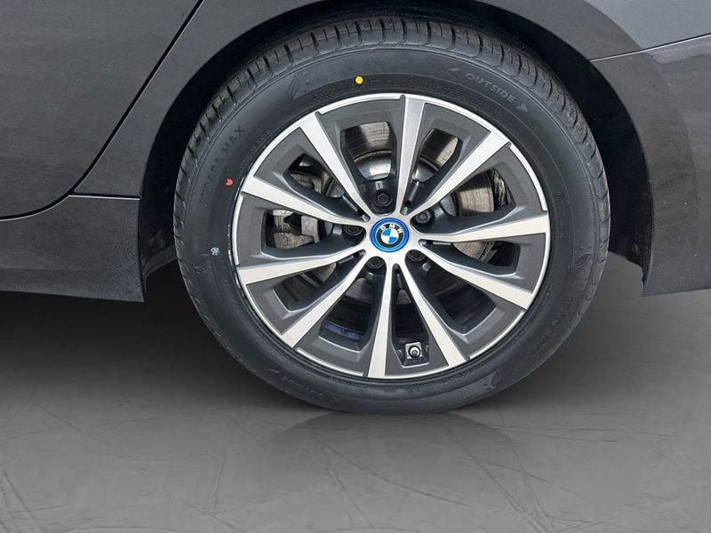BMW 330 bild 31