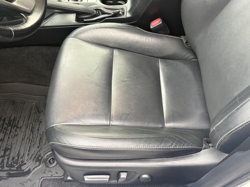 Toyota RAV4 bild 11