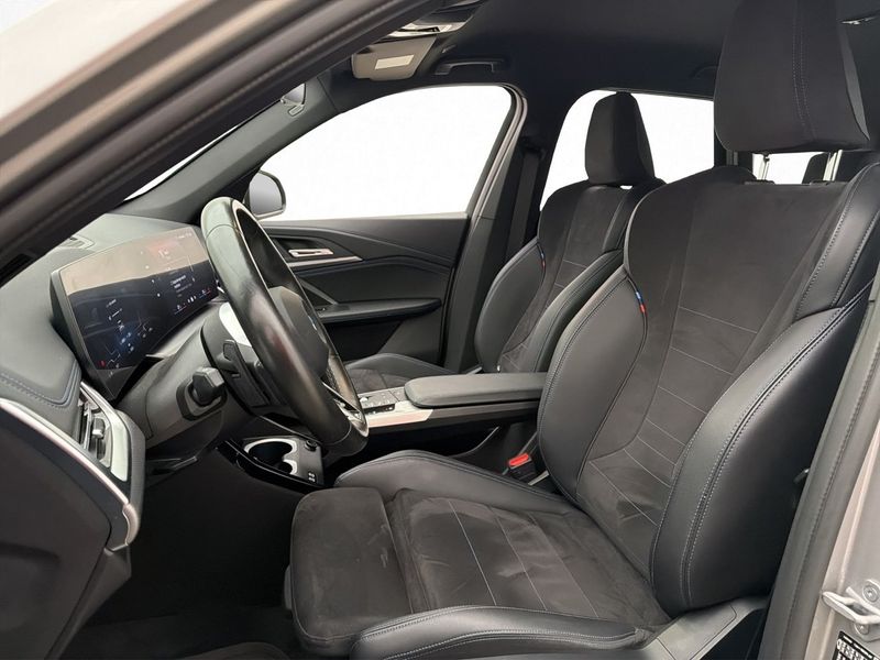 BMW iX1 bild 11