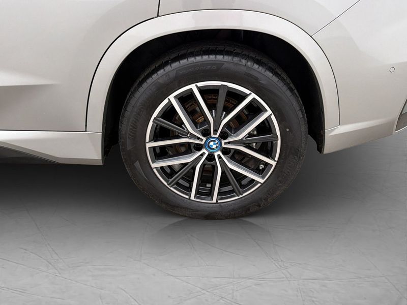 BMW iX1 bild 29