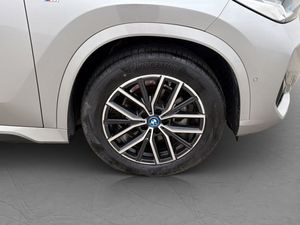 BMW iX1 bild 31