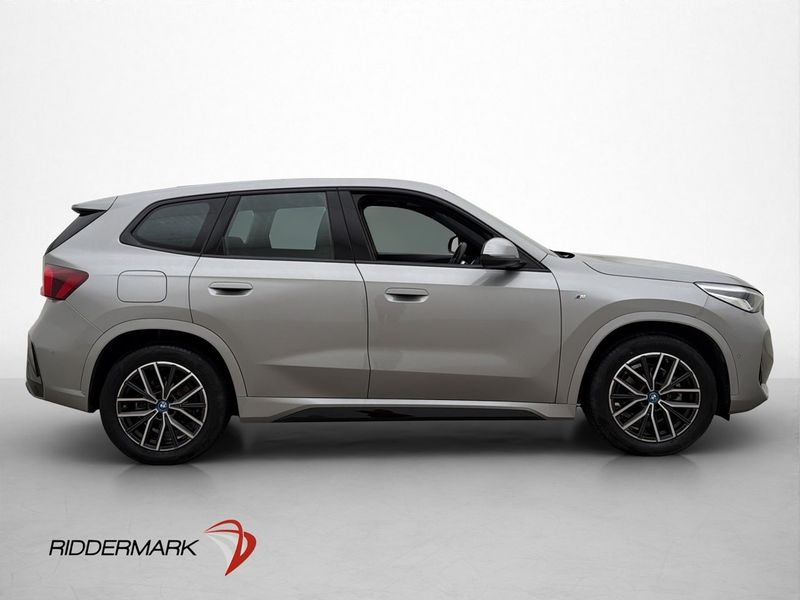 BMW iX1 bild 9
