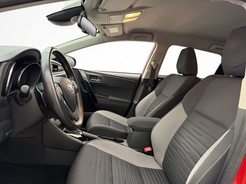 Toyota Auris bild 12