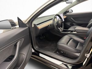 Tesla Model 3 bild 9