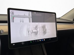 Tesla Model Y bild 22