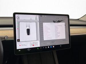 Tesla Model Y bild 24