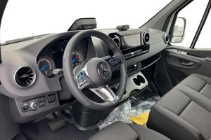 Mercedes Sprinter bild 6