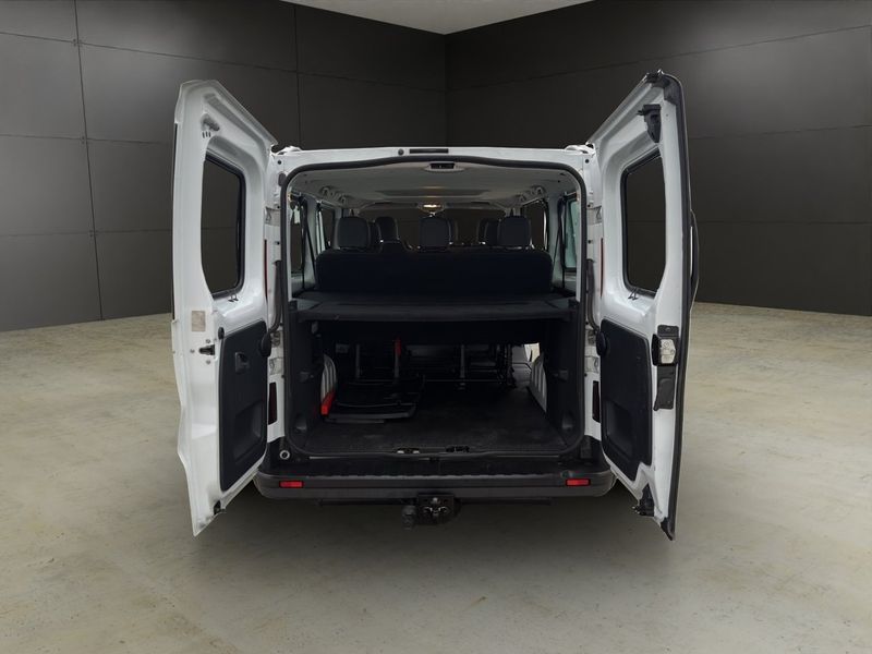 Nissan NV300 bild 11