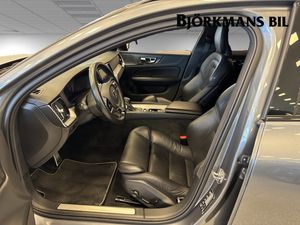 Volvo V60 bild 8