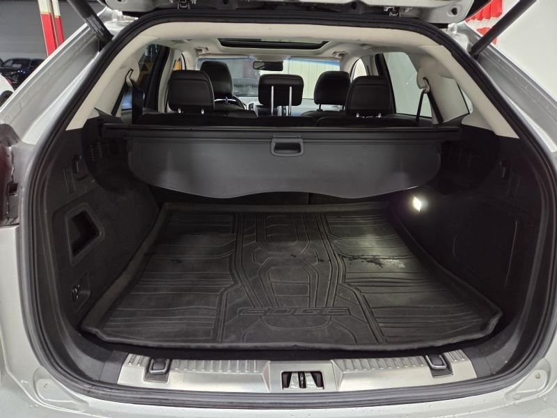 Ford Edge bild 8