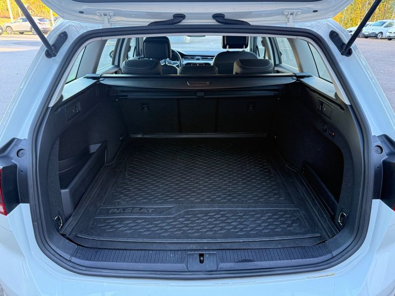 Volkswagen Passat bild 9