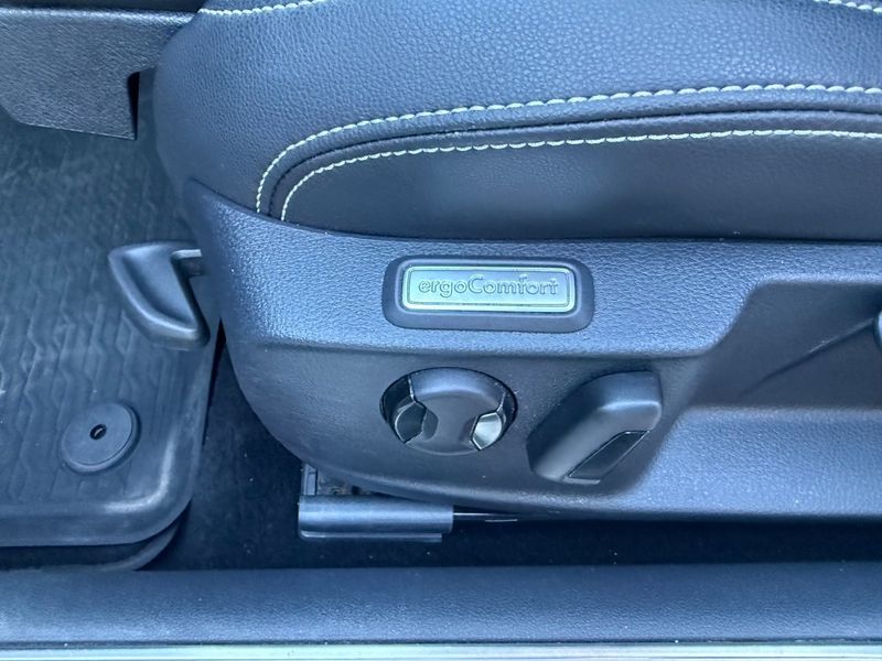 Volkswagen Passat bild 16