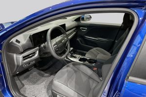 Kia K4 bild 9