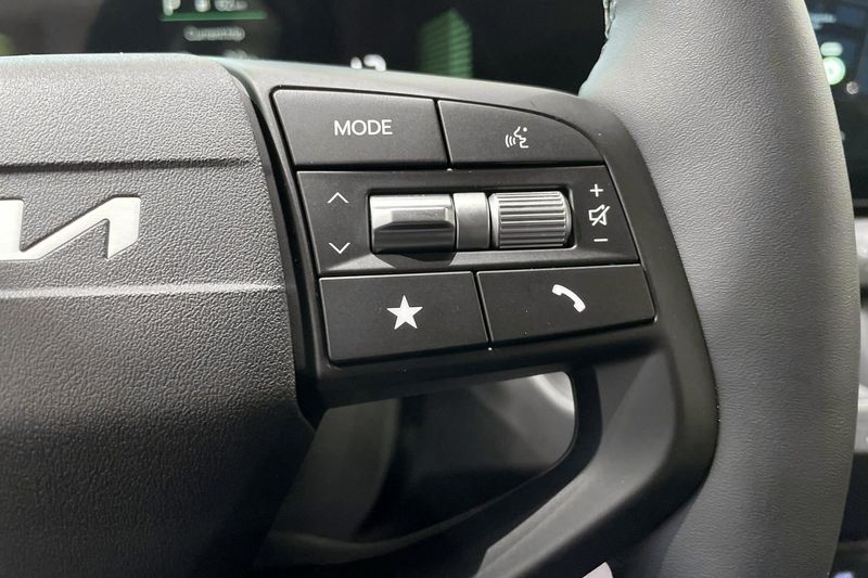Kia K4 bild 26