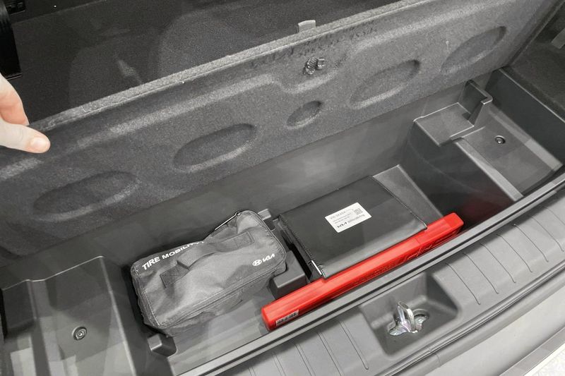 Kia K4 bild 16