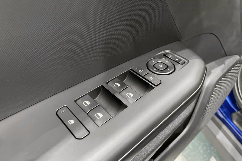 Kia K4 bild 22