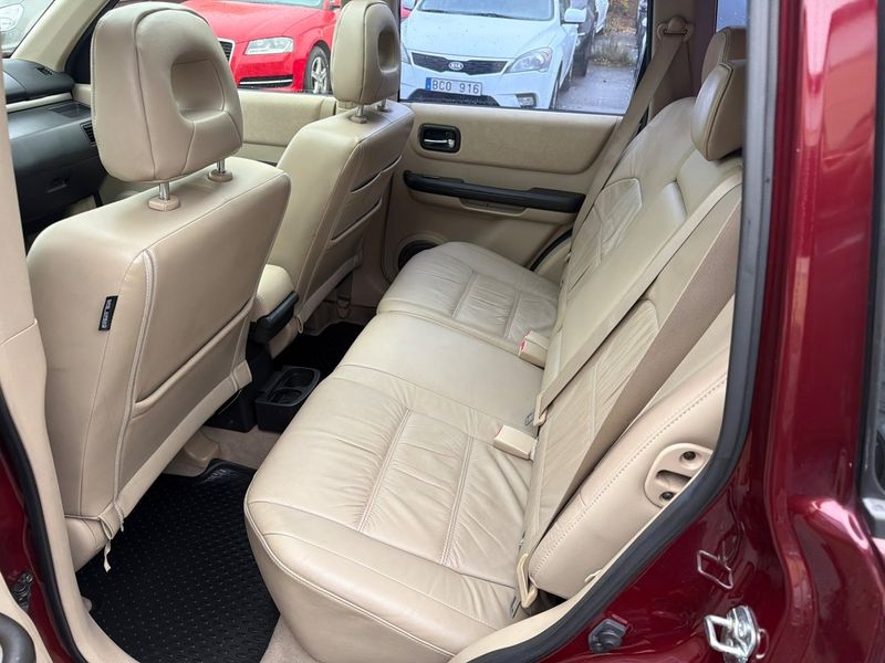 Nissan X-Trail bild 10