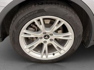 Tesla Model Y bild 31