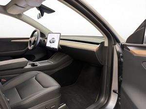 Tesla Model Y bild 22