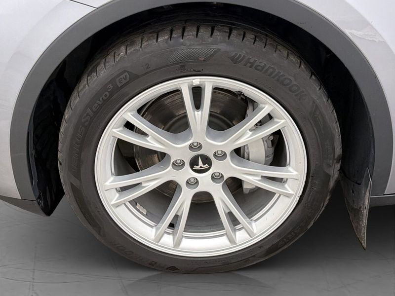 Tesla Model Y bild 29